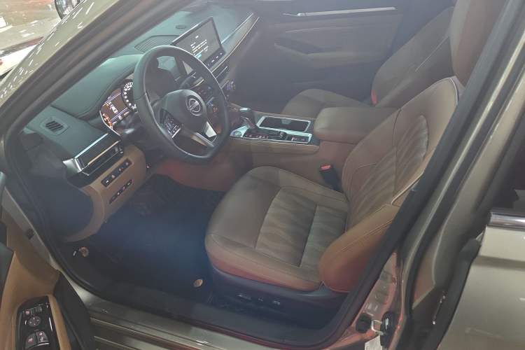 Used Nissan Teana 2022 2.0L XL-Upr Enjoyment Edition Left Front Seat