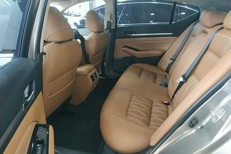 Used Nissan Teana 2022 2.0L XL-Upr Enjoyment Edition Left Rear Seat