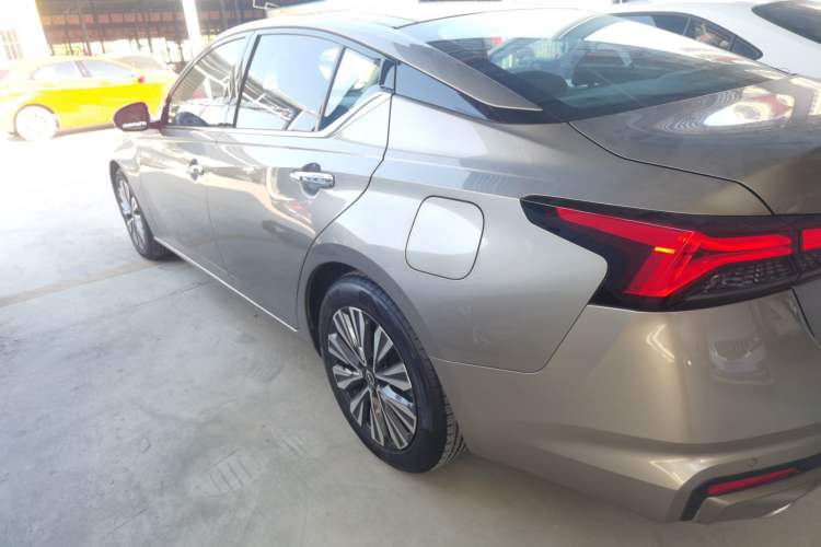 Used Nissan Teana 2022 2.0L XL-TLS Enjoyment Edition Left Side