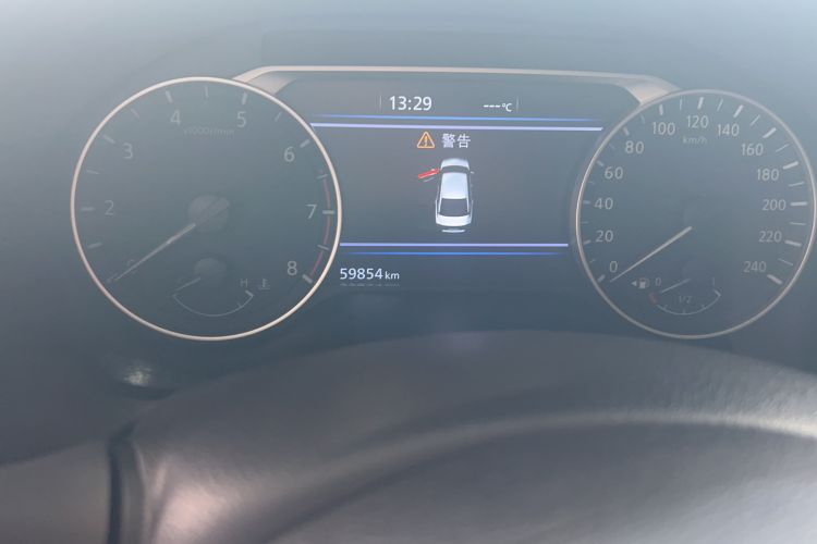 Used Nissan Teana 2022 2.0L XL-TLS Enjoyment Edition Odometer Close Up