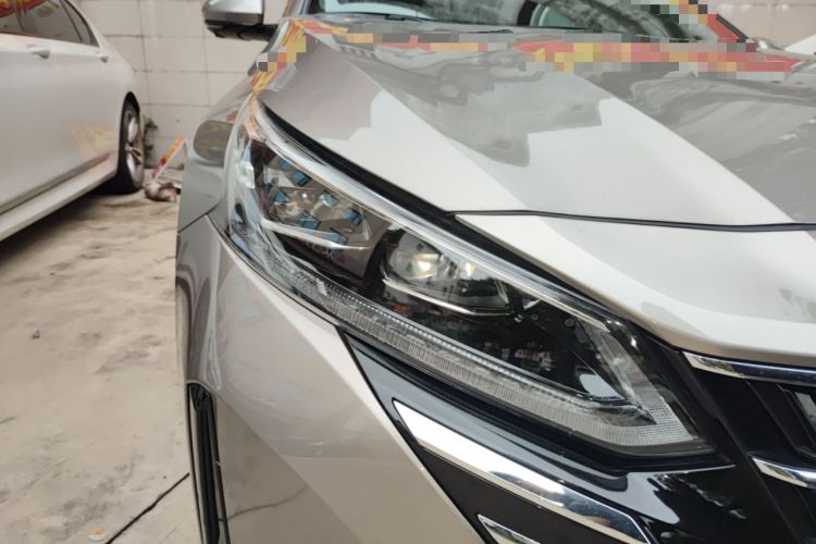 Used Nissan Teana 2022 2.0T XL Enjoyment Edition Right Front Headlight