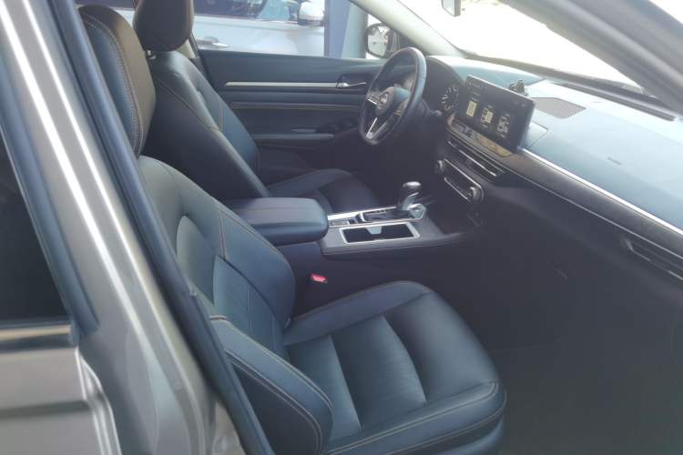 Used Nissan Teana 2022 2.0L XL-TLS Enjoyment Edition Right Front Seat
