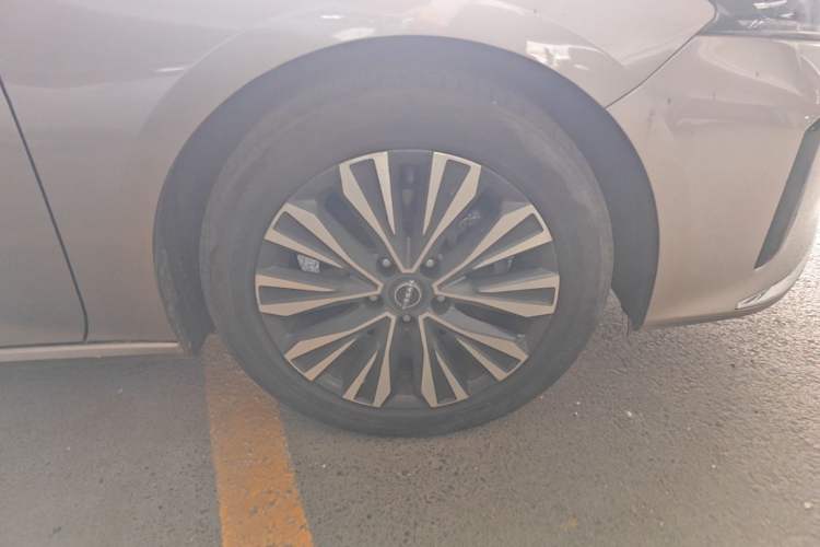 Used Nissan Teana 2022 2.0L XL-TLS Enjoyment Edition Right Front Wheel Hub