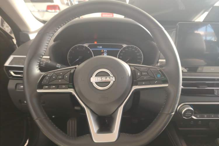 Used Nissan Teana 2022 2.0L XL-Upr Enjoyment Edition Steering Wheel