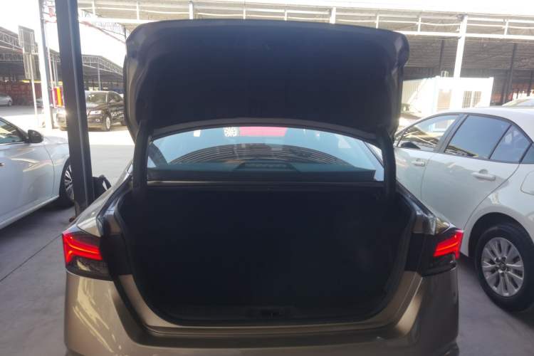 Used Nissan Teana 2022 2.0L XL-TLS Enjoyment Edition Trunk