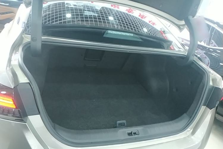 Used Nissan Teana 2022 2.0L XL-Upr Enjoyment Edition Trunk