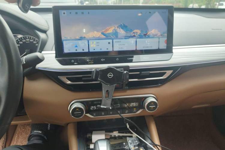 Used Nissan Teana 2022 2.0T XL Enjoyment Edition Audio And AC Panel