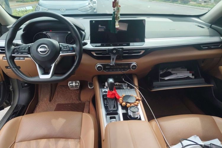 Used Nissan Teana 2022 2.0T XL Enjoyment Edition Center Console