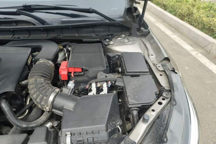 Used Nissan Teana 2022 2.0T XL Enjoyment Edition Engine Bay Left