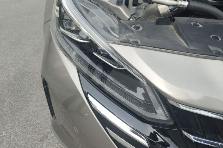 Used Nissan Teana 2022 2.0T XL Enjoyment Edition Right Front Headlight