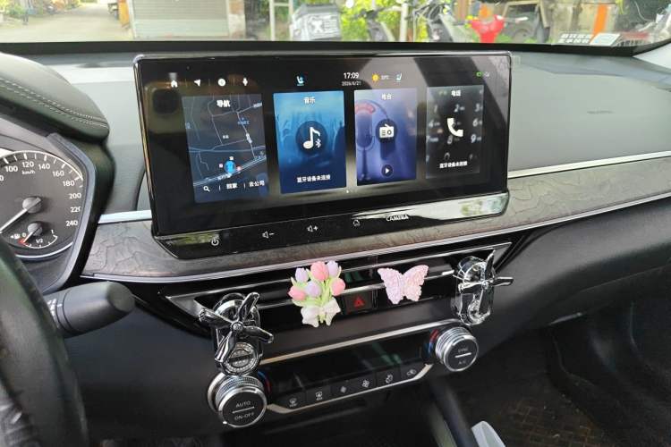 Used Nissan Teana 2022 2.0L XL-Upr Enjoyment Edition Audio And AC Panel