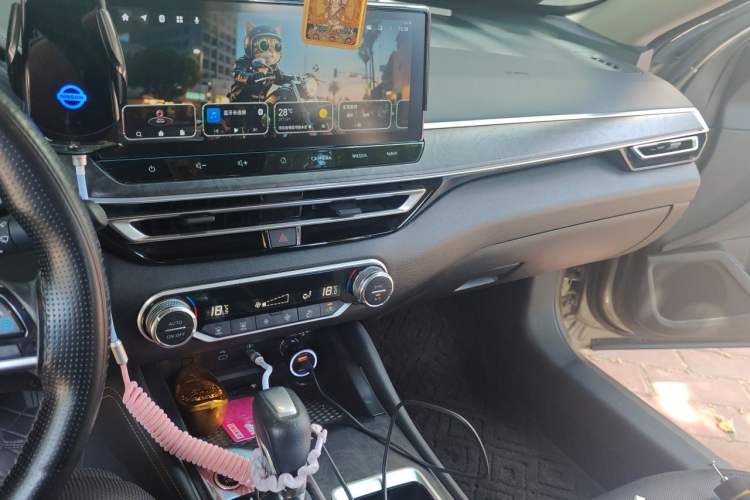 Used Nissan Teana 2022 2.0L XL-Upr Enjoyment Edition Audio And AC Panel