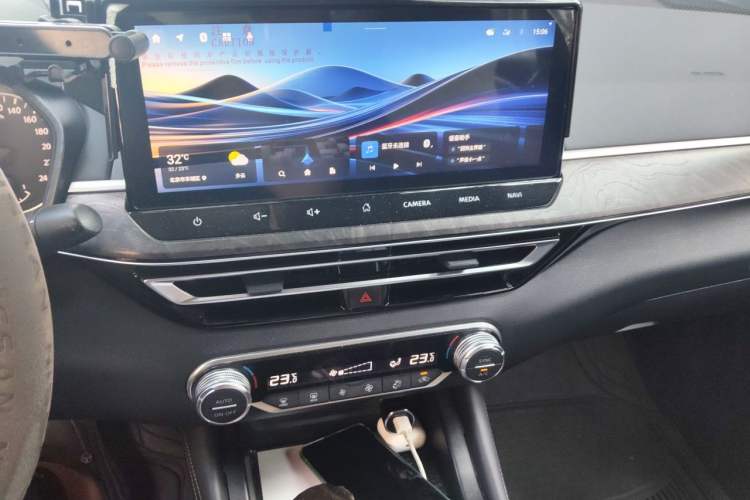 Used Nissan Teana 2022 2.0L XL-TLS Enjoyment Edition Audio And AC Panel