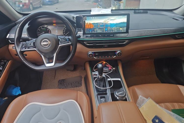 Used Nissan Teana 2022 2.0L XL-Upr Enjoyment Edition Center Console