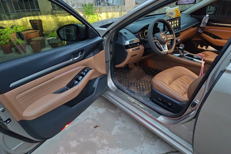Used Nissan Teana 2022 2.0L XL-Upr Enjoyment Edition Driver Seat