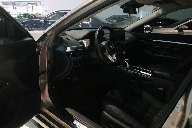 Used Nissan Teana 2022 2.0L XL-Upr Enjoyment Edition Driver Seat