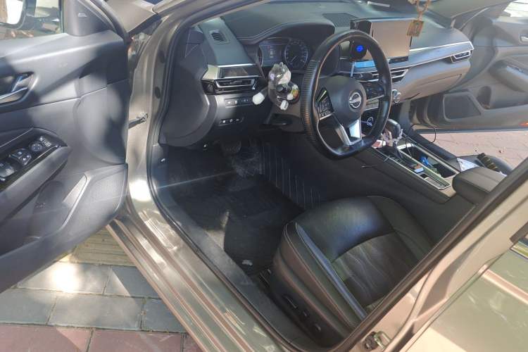 Used Nissan Teana 2022 2.0L XL-Upr Enjoyment Edition Driver Seat