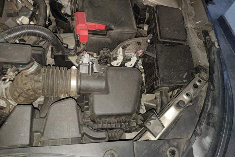 Used Nissan Teana 2022 2.0L XL-Upr Enjoyment Edition Engine Bay Left
