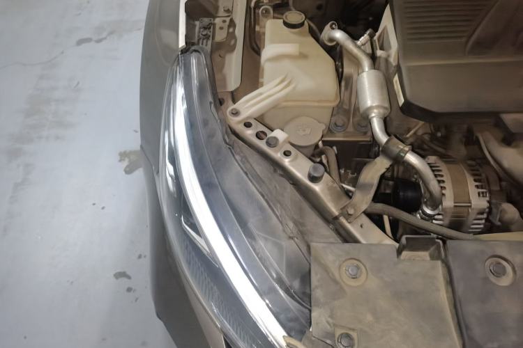 Used Nissan Teana 2022 2.0L XL-TLS Enjoyment Edition Engine Bay Right