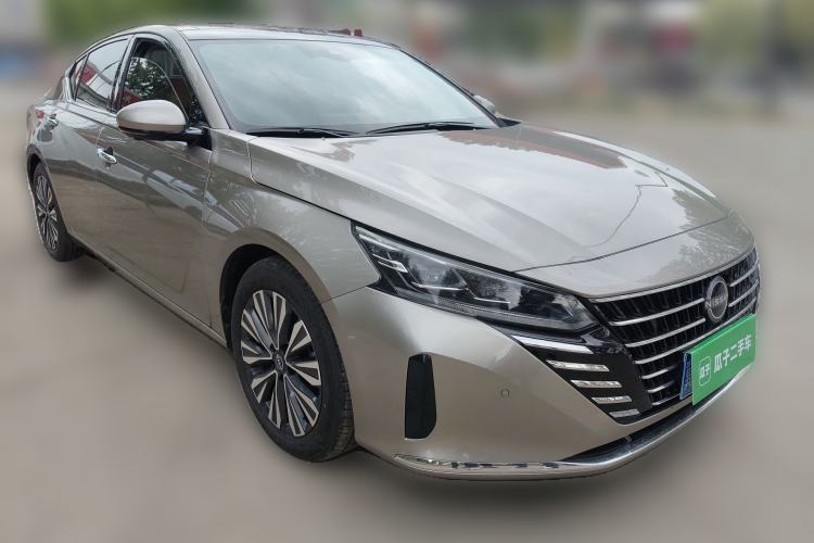 Used Nissan Teana 2022 2.0L XL-Upr Enjoyment Edition Front Right 45 Deg