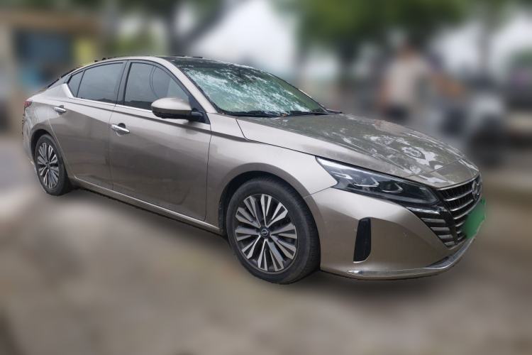 Used Nissan Teana 2022 2.0L XL-Upr Enjoyment Edition Front Right 45 Deg