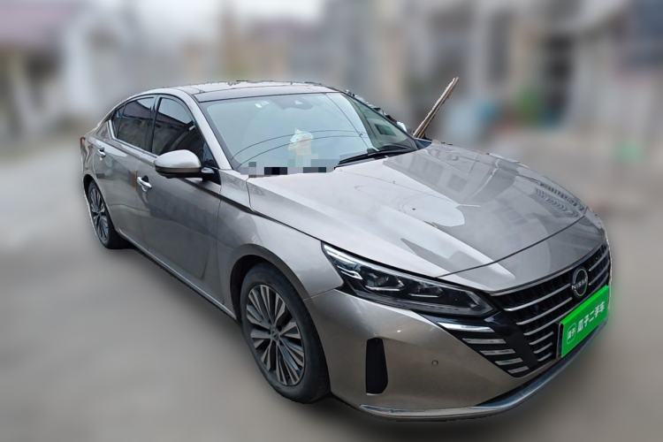 Used Nissan Teana 2022 2.0L XL-Upr Enjoyment Edition Front Right 45 Deg