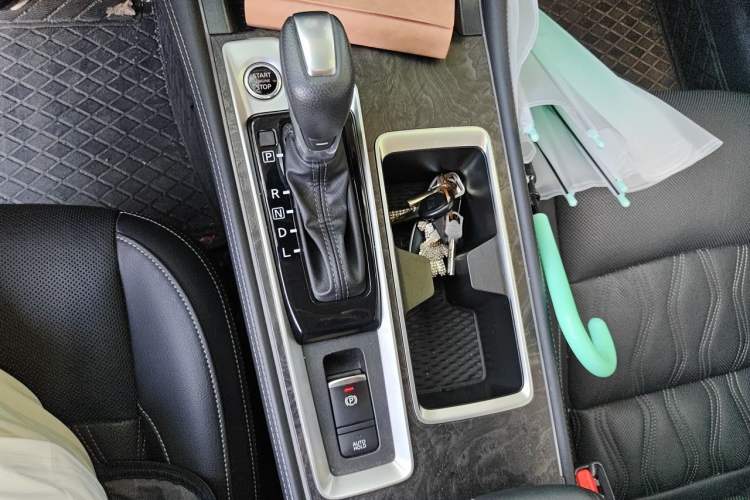Used Nissan Teana 2022 2.0L XL-Upr Enjoyment Edition Gear Lever