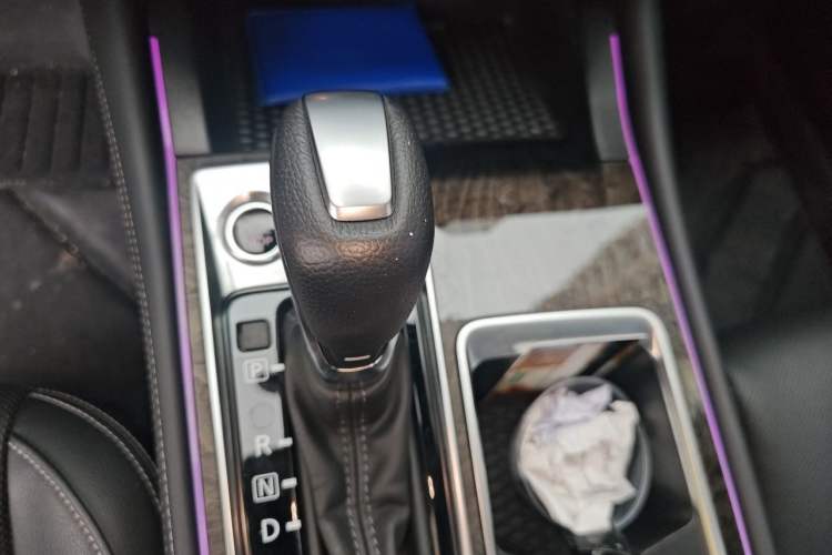 Used Nissan Teana 2022 2.0L XL-Upr Enjoyment Edition Gear Lever