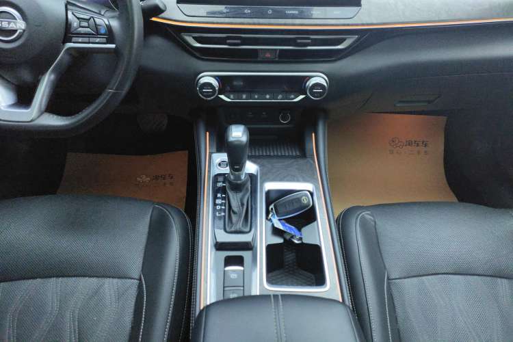 Used Nissan Teana 2022 2.0L XL-Upr Enjoyment Edition Gear Lever