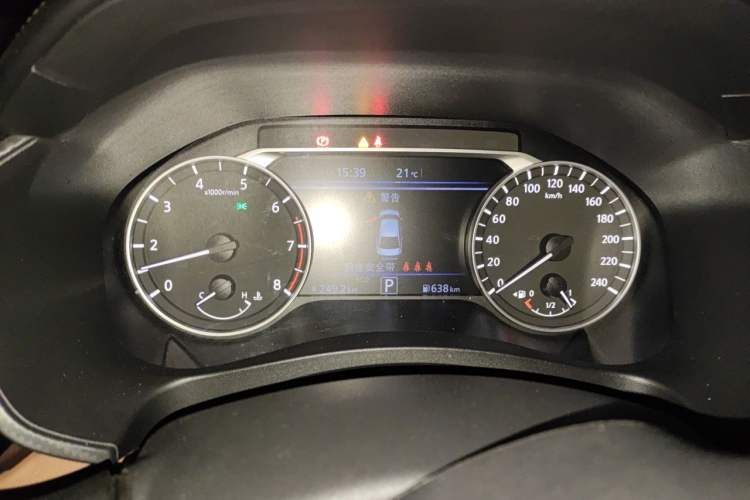 Used Nissan Teana 2022 2.0L XL-Upr Enjoyment Edition Instrument Cluster