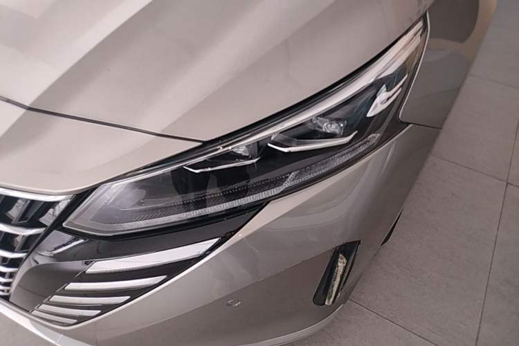 Used Nissan Teana 2022 2.0L XL-Upr Enjoyment Edition Left Front Headlight