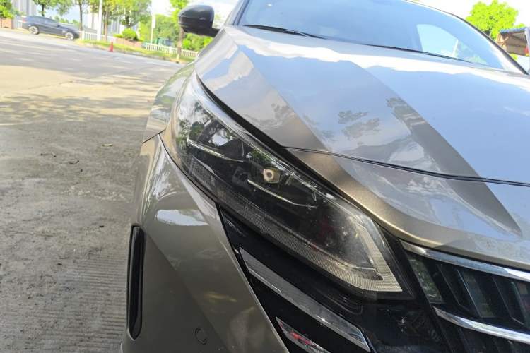 Used Nissan Teana 2022 2.0L XL-Upr Enjoyment Edition Right Front Headlight