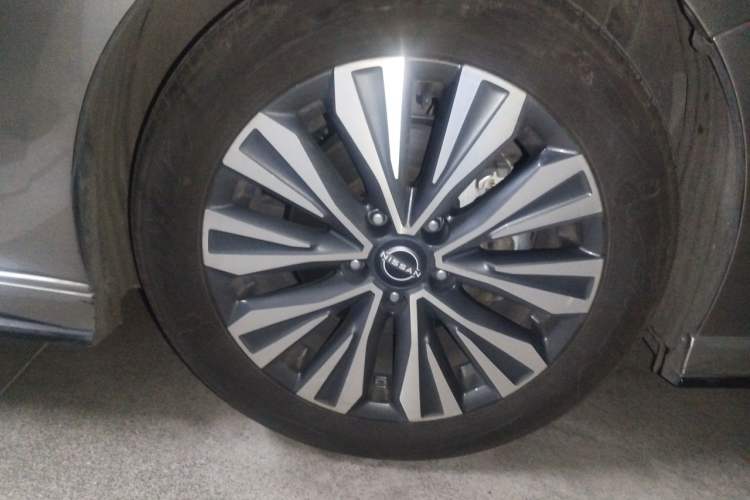 Used Nissan Teana 2022 2.0L XL-Upr Enjoyment Edition Right Front Wheel Hub