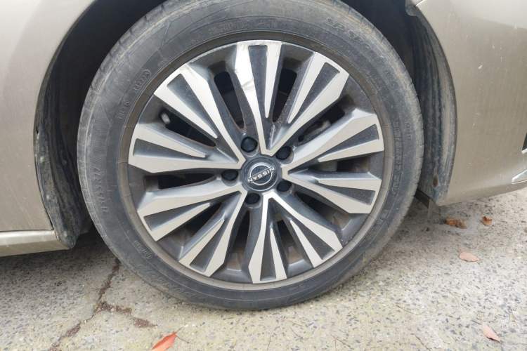 Used Nissan Teana 2022 2.0L XL-Upr Enjoyment Edition Right Front Wheel Hub