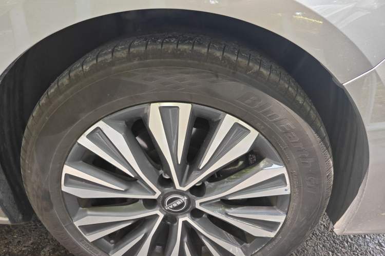 Used Nissan Teana 2022 2.0L XL-TLS Enjoyment Edition Right Front Wheel Hub