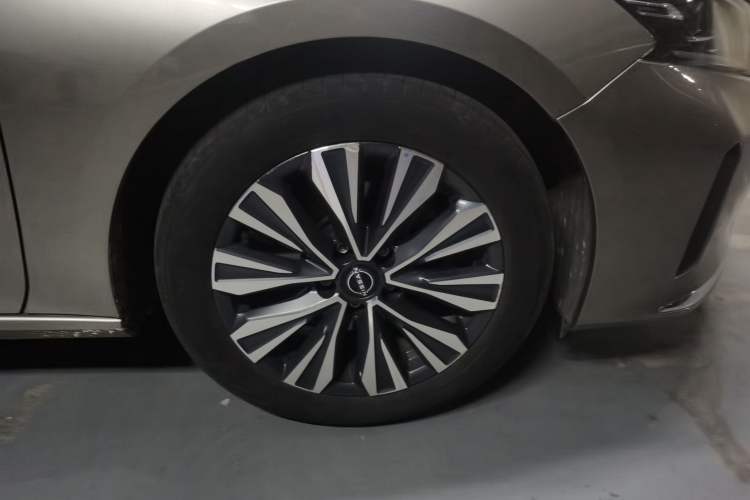 Used Nissan Teana 2022 2.0L XL-TLS Enjoyment Edition Right Front Wheel Hub
