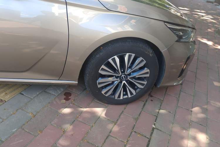 Used Nissan Teana 2022 2.0L XL-Upr Enjoyment Edition Right Front Wheel Hub