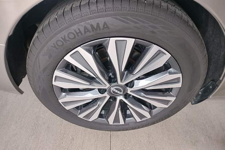 Used Nissan Teana 2022 2.0L XL-Upr Enjoyment Edition Right Rear Wheel Hub