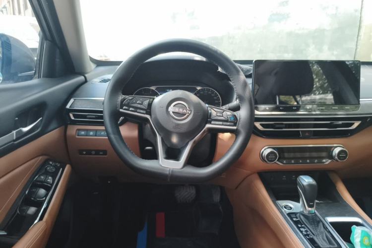 Used Nissan Teana 2022 2.0L XL-Upr Enjoyment Edition Steering Wheel