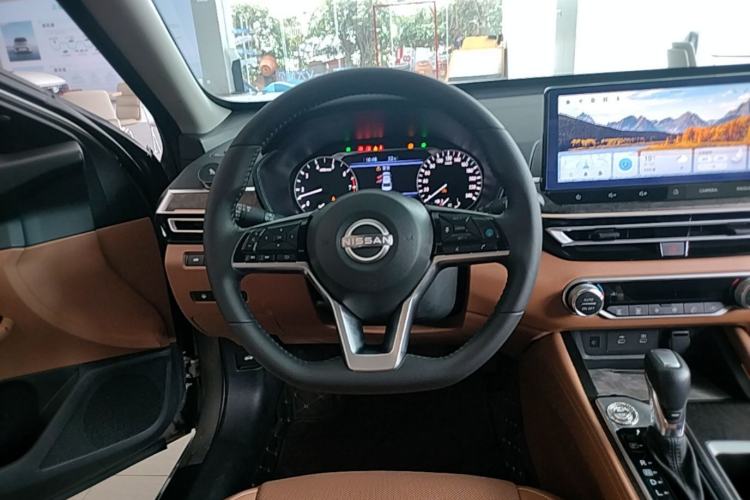 Used Nissan Teana 2022 2.0L XL-Upr Enjoyment Edition Steering Wheel