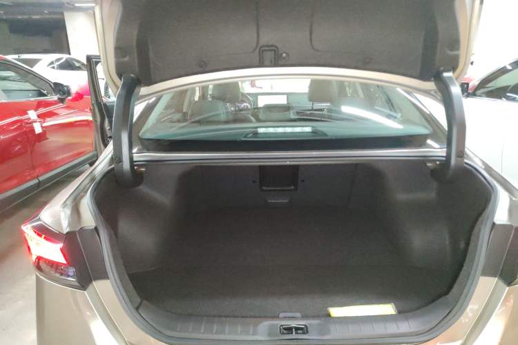 Used Nissan Teana 2022 2.0L XL-Upr Enjoyment Edition Trunk