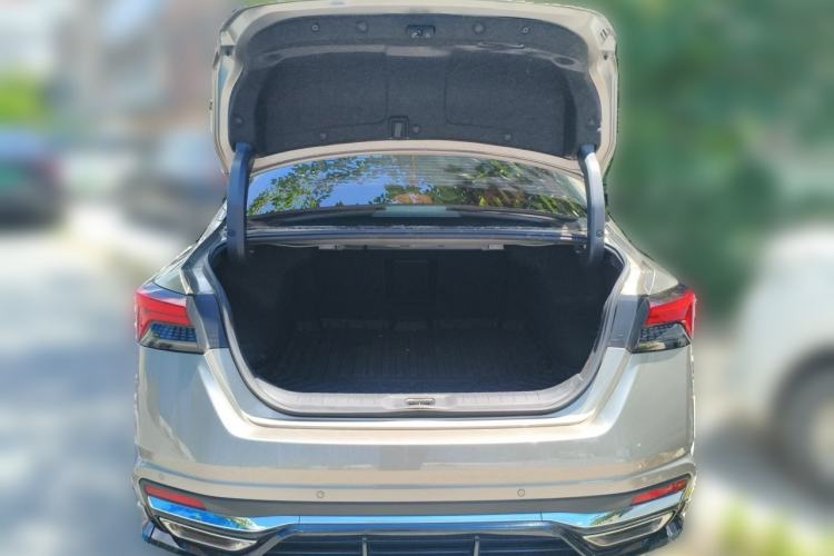 Used Nissan Teana 2022 2.0L XL-Upr Enjoyment Edition Trunk