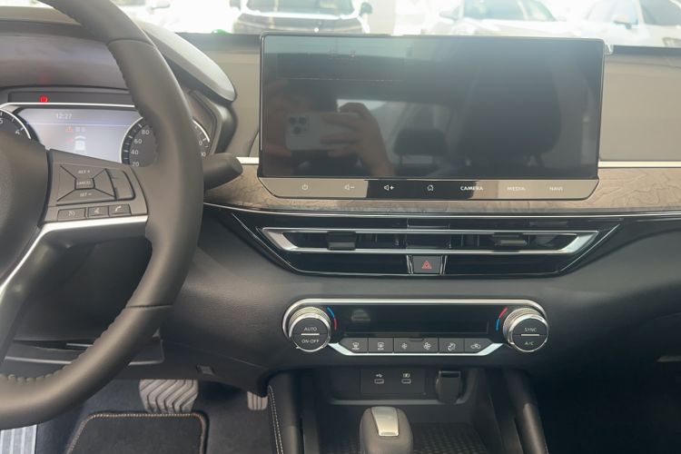 Used Nissan Teana 2022 2.0L XL-TLS Enjoyment Edition Audio And AC Panel