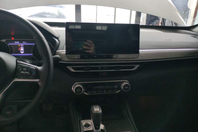 Used Nissan Teana 2022 2.0L XL-Upr Enjoyment Edition Audio And AC Panel