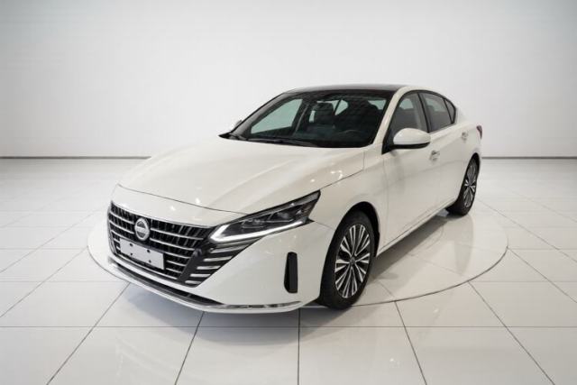 Ojetý Nissan Teana 2022 2.0L XL-TLS Enjoyment Edition