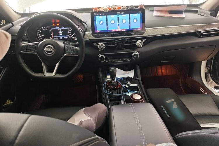 Used Nissan Teana 2022 2.0L XL-TLS Enjoyment Edition Center Console