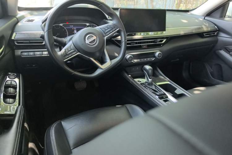 Used Nissan Teana 2022 2.0L XL-TLS Enjoyment Edition Center Console