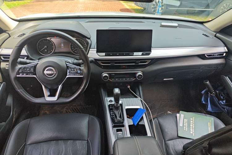 Used Nissan Teana 2022 2.0T XL Enjoyment Edition Center Console