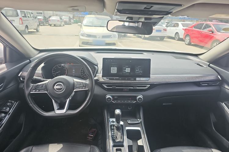 Used Nissan Teana 2022 2.0L XL-TLS Enjoyment Edition Center Console
