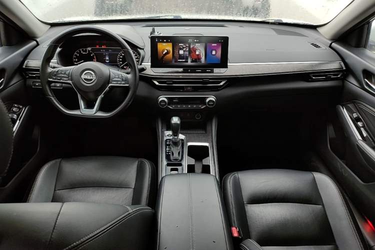 Used Nissan Teana 2022 2.0L XL-TLS Enjoyment Edition Center Console